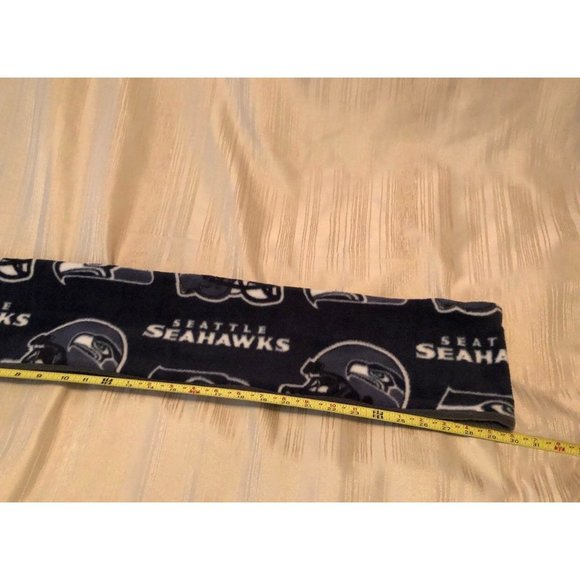 NFL SEATTLE SEAHAWKS  HANDMADE FLEECE SCARF  APPROX 60 X 6 UNISEX  BLUE - Picture 1 of 4